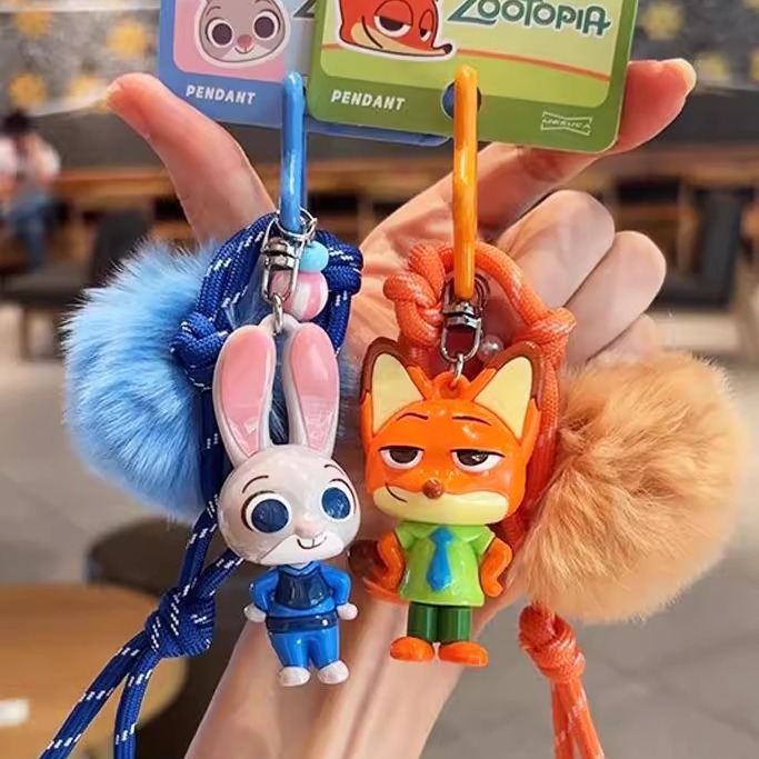 zoo疯狂动物城2毛绒球球钥匙扣卡通朱迪尼克动漫周边儿童书包挂件