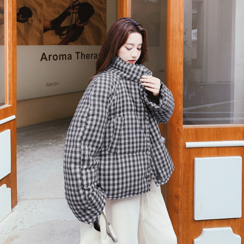 灰白格子羽绒服女冬超火好看高级小众独特漂亮短款加厚面包服外套,女装羽绒服,2C021