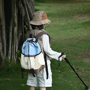 秋游儿童高级感双肩包2026新款洋气可爱百搭防泼水大容量旅行背包