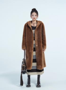co&sheng/泰迪熊重生小个子冬季时尚女长款羊毛大衣气质连帽宽松