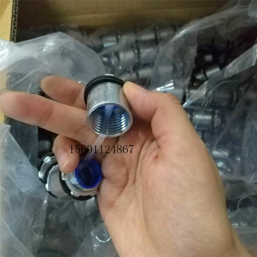 金属普利卡接头LZ4镀锌软管接头接线箱连接器BG1215 17 2430