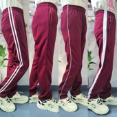 枣红色白宽条校服裤 子两道白杠酒红色初中小学生三道杠运动休闲裤