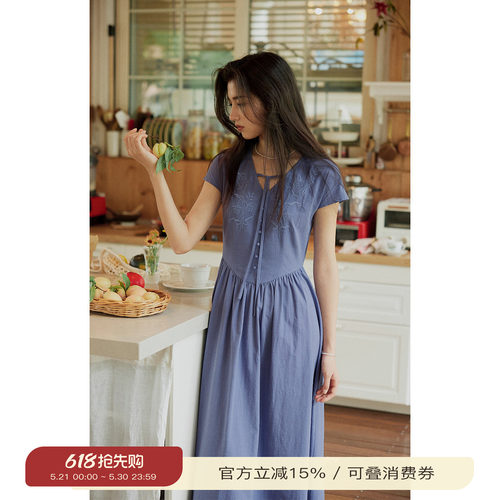 solighter法式绣花v领系带连衣裙