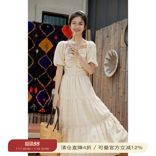 solighter法式泡泡袖蛋糕连衣裙