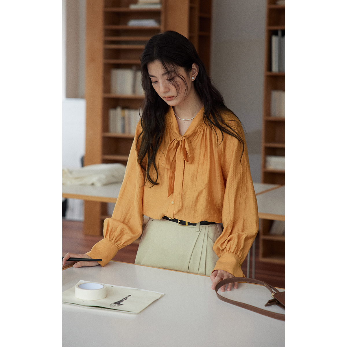 solighter法式天丝长袖系带衬衫