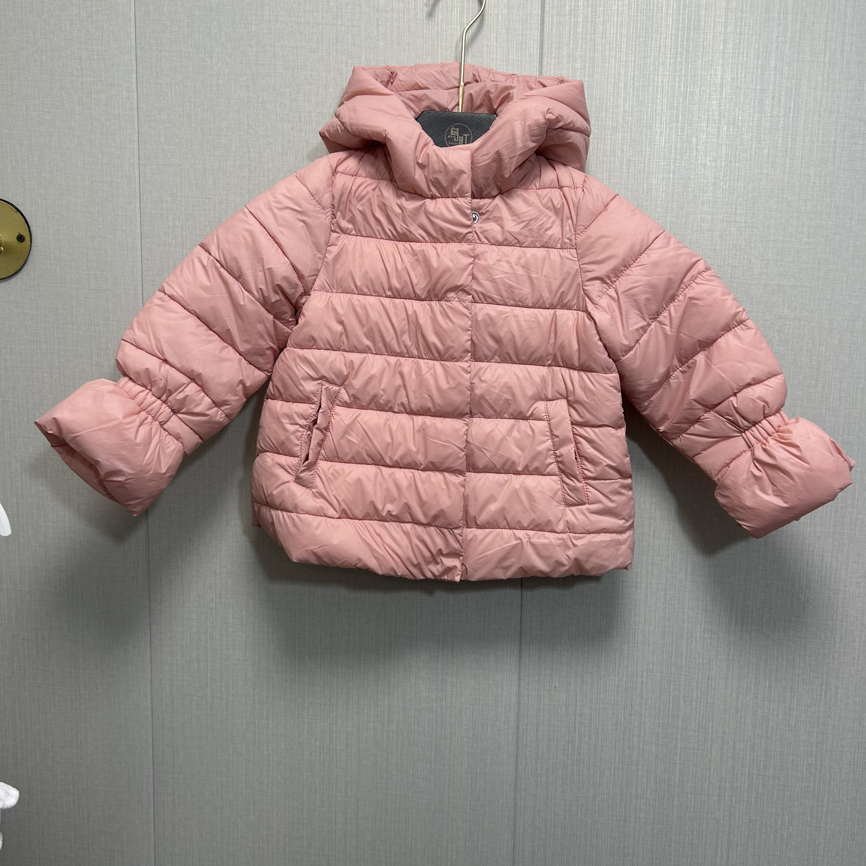 巴家现货撤柜超值女童秋冬正品保暖连帽粉色可爱甜美棉服