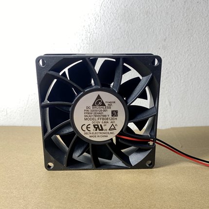FFB0812EH 8025 12V 0.8A 8CM/厘米机箱蜂衣挂腰散热风扇