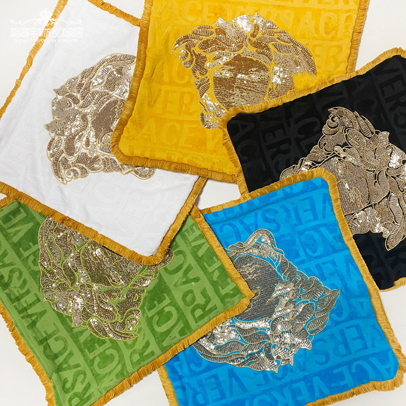 欧式奢华美杜莎流苏纯棉毛巾亮片刺绣沙发样板房装饰抱枕腰枕靠垫