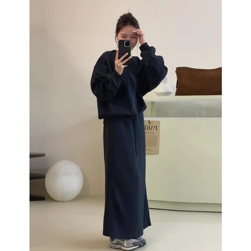 大码简约风圆领卫衣半身裙两件套