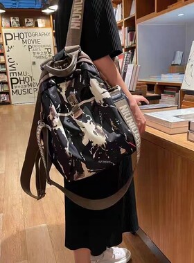 水墨千金旅行双肩包女2026新款时尚女士背包休闲防水牛津布旅游包