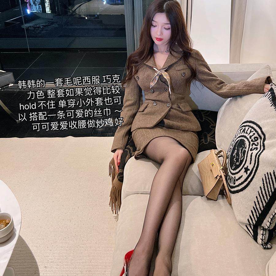 Winema晓雪 韩韩 可爱收腰巧克力 毛呢套装可以穿在羊绒大衣里面,女装/女士精品,时尚套装,淘宝优惠券,粉丝福利购,淘宝优惠卷
