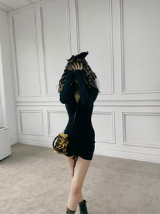 酷girl 2种长度 短 长 v领上衣 抽皱