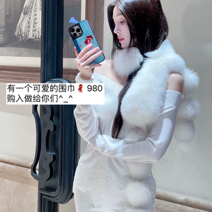 11.11Winema晓雪 狐狸毛围巾 冬天里的小狐狸 纯情白 球球设计感