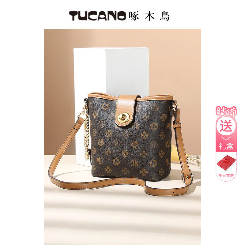 [七夕节礼物]啄木鸟水桶包包女2022新款夏季妈妈包轻奢单肩斜挎包