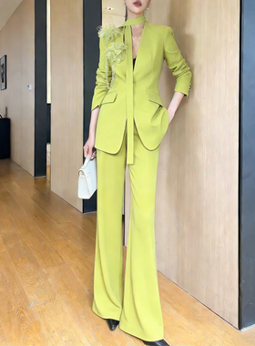 高端女装2025秋季设计感轻熟风立体花朵系带西服长裤果绿色四件套