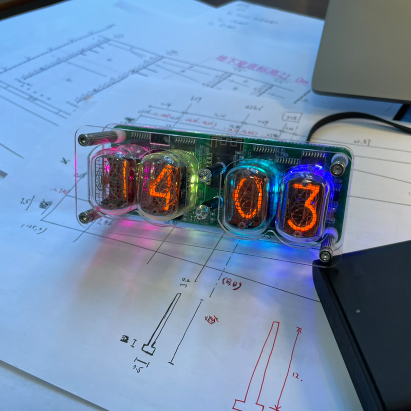 俄罗斯苏联IN12辉光管辉光钟复古怀旧时钟桌面创意摆件家用礼物