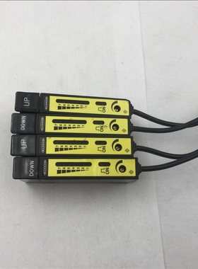 BANNER邦纳光纤放大器D12SP6FP四个有两个卡扣破了D10DPFP一个