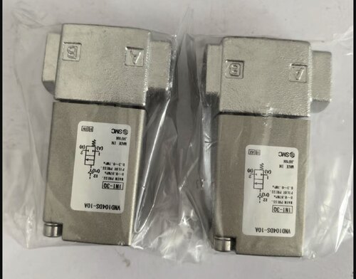 SMC气控阀 VND104DS-10A VND104D-F10A VND200DS-15A VND102DS-8A