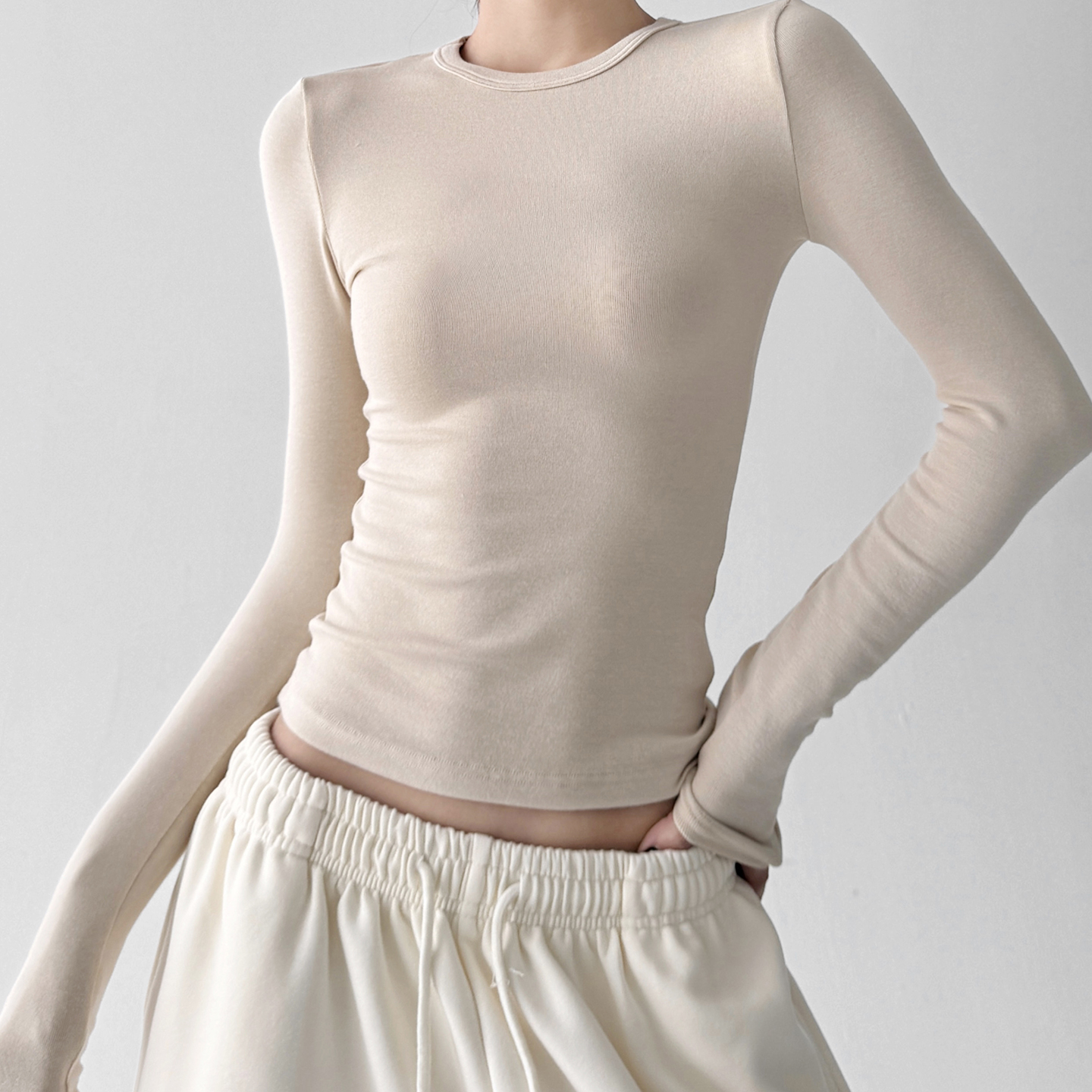 2025新款美式复古纯色打底衫圆领修身上衣简约欧美时尚性感长袖