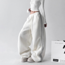 2025冬季新款慵懒风羊羔绒休闲裤女冬款加厚保暖宽松百搭直筒长裤