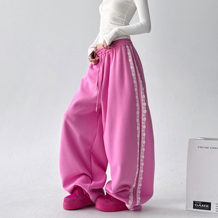 女巨好看百搭抽绳直筒休闲裤 2025冬季 加绒粉嫩运动风蕾丝边阔腿裤