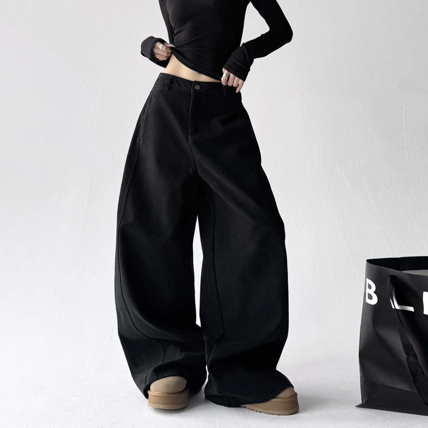 简约黑色加绒牛仔裤女2025冬装新款潮牌宽松阔腿直筒洋气休闲裤子