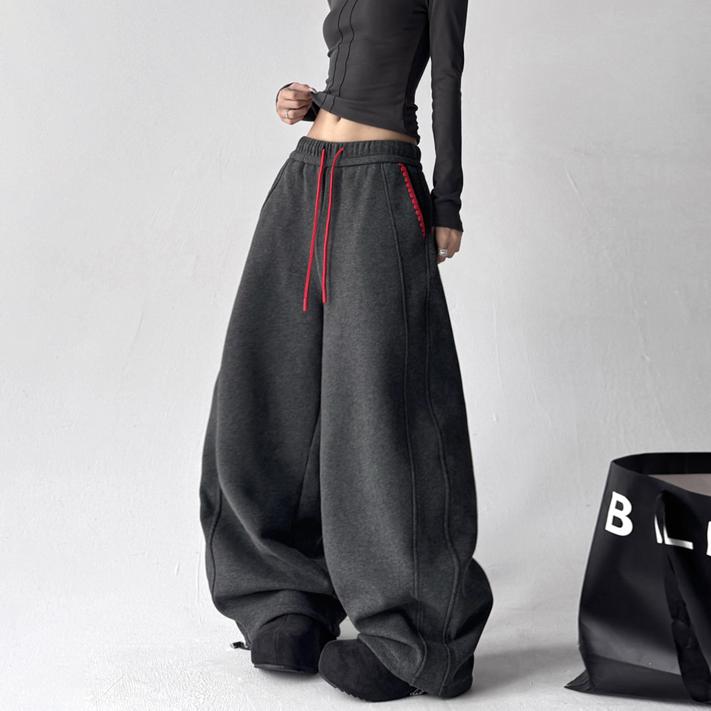 2025冬季加绒美式垂感休闲裤子男女宽松阔腿直筒别致运动卫裤潮,女装/女士精品,休闲裤,淘宝优惠券,粉丝福利购,淘宝优惠卷