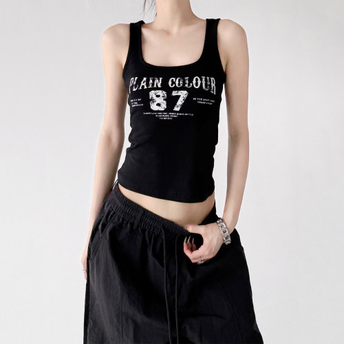 巨好看美式吊带背心女2026夏装新款女士黑色修身显瘦百搭无袖上衣