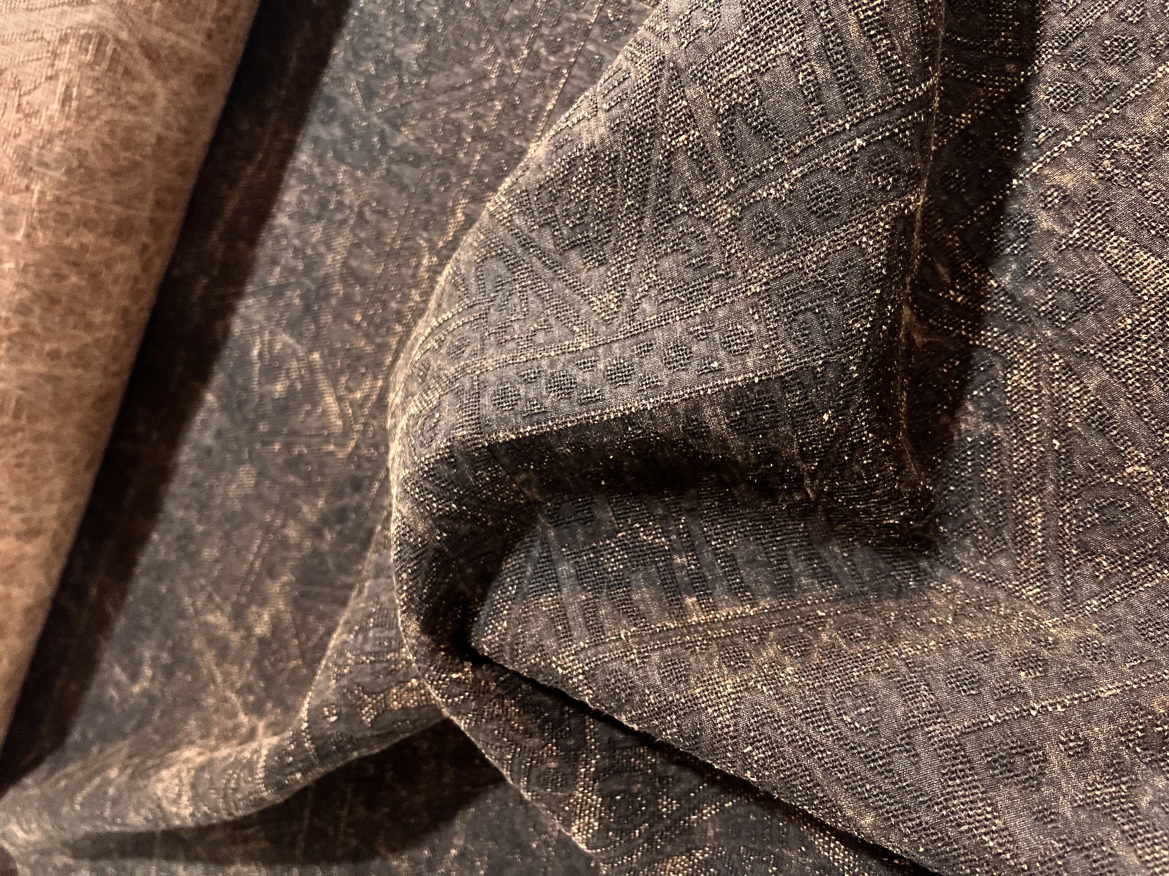 香云纱百分野生柞蚕丝黑咖色110门幅80姆米大衣风衣套装袍子面料