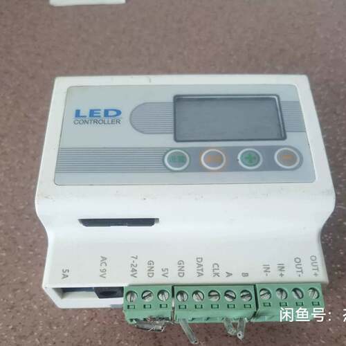 可议价LED控制器，导轨式光源控制器，带4GB存储卡。实物图拍摄，