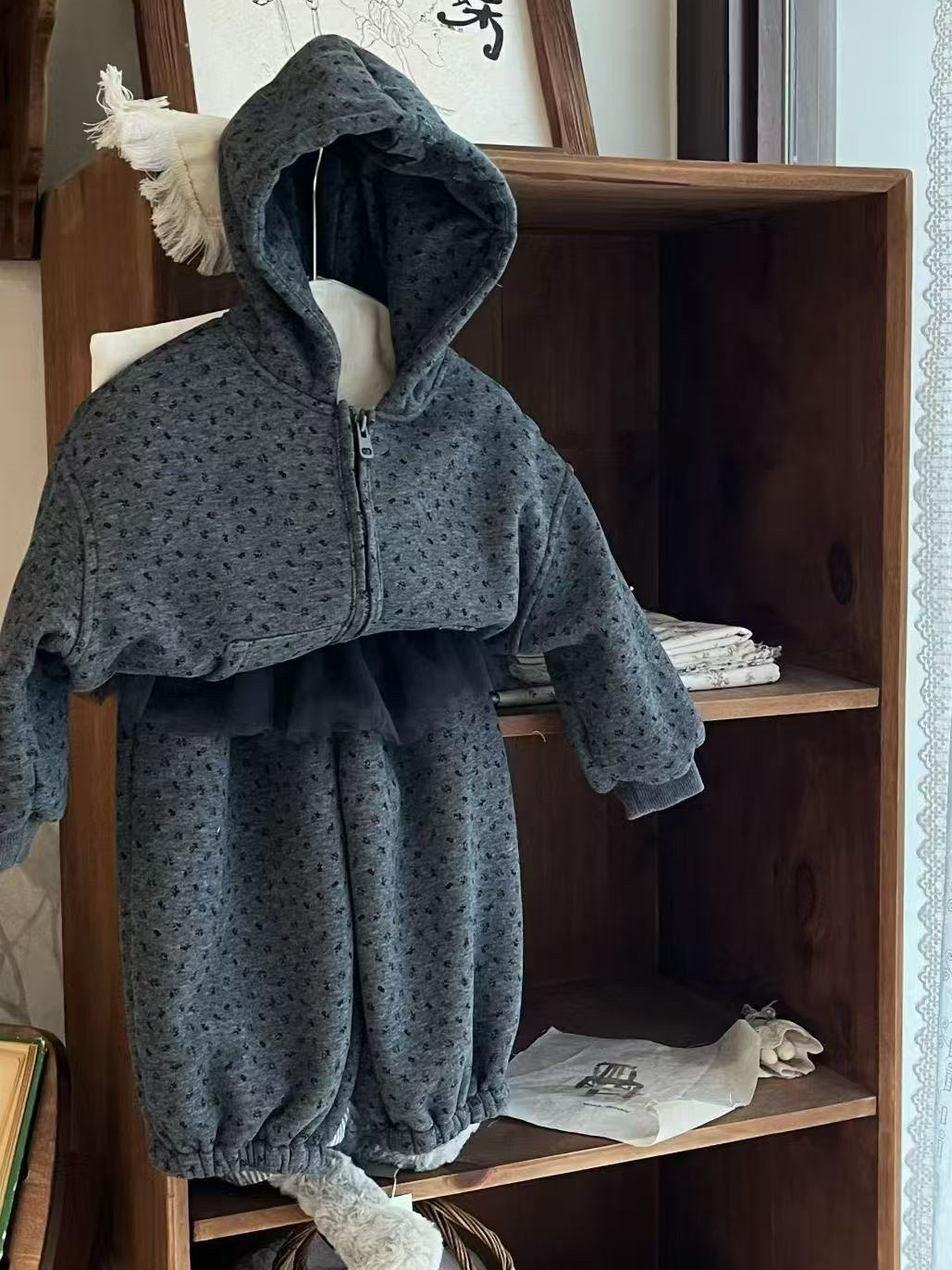 女童碎花外套套装秋冬2025女宝连帽卫衣开衫屁帘休闲裤加绒两件套