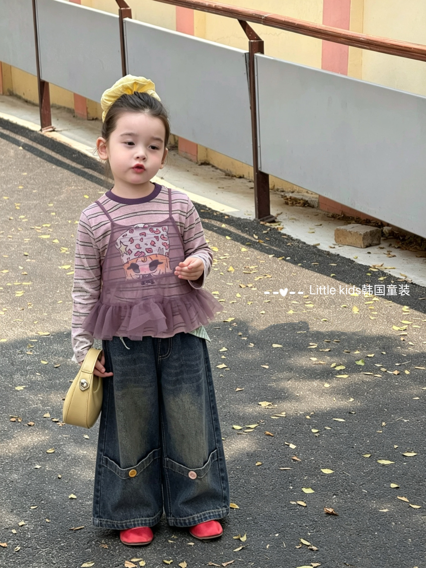 女童秋装套装2026新条纹假两件网纱吊带上衣复古阔腿牛仔裤两件套图片