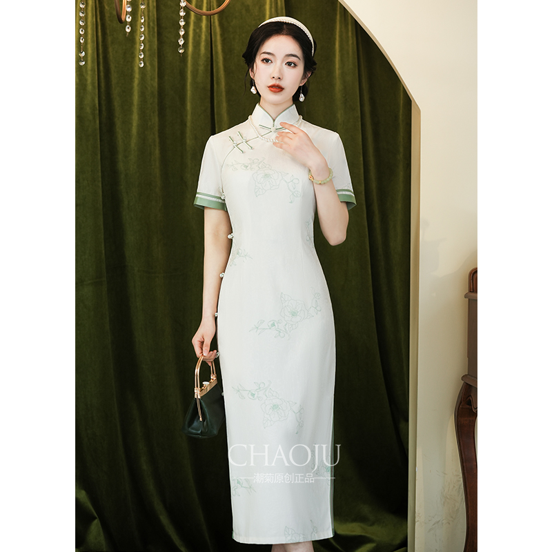 绿色日常旗袍古法平裁全开襟年轻款高端气质改良低领秋季2023新款