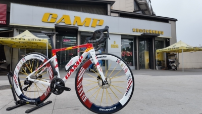 CAMP SR9超轻车架组内走线车架竞速级别车队版裸碳红色康卡斯轮组