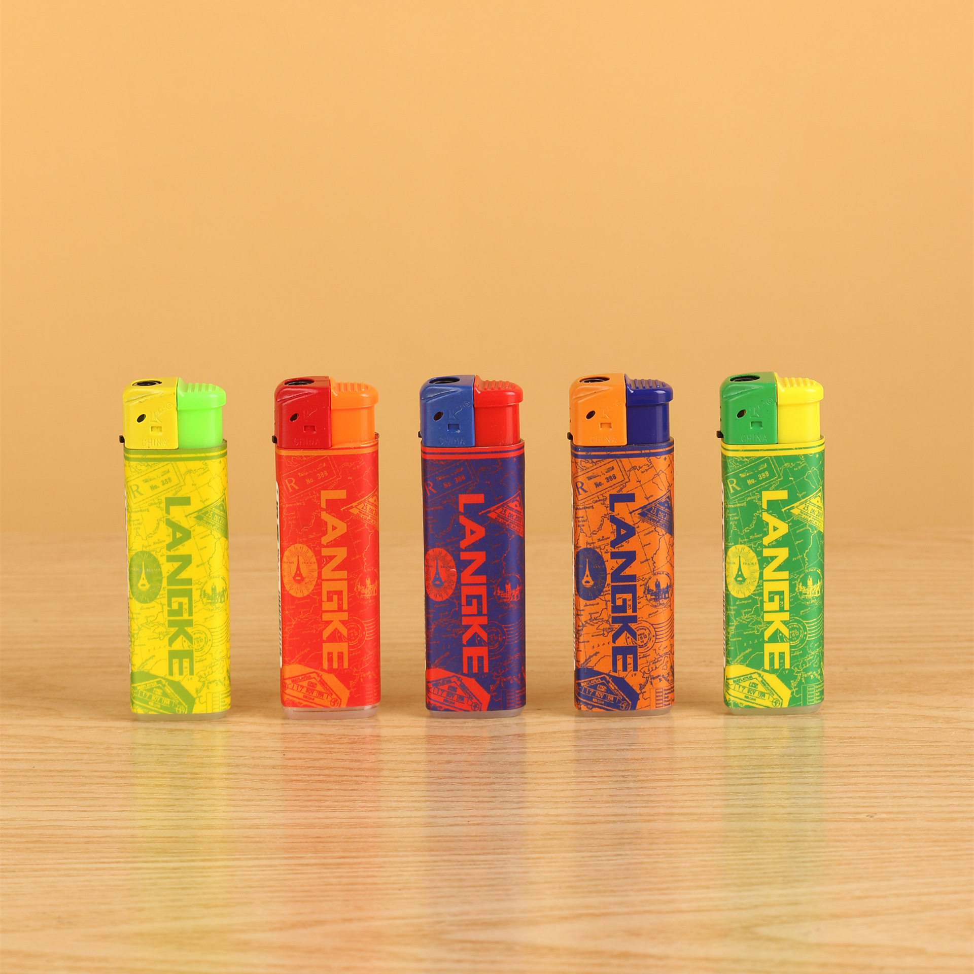 방랑자 방풍 라이터 풍선 내구성 패션 라이터 고품질 폭발 방지 유행 남자 담배 라이터