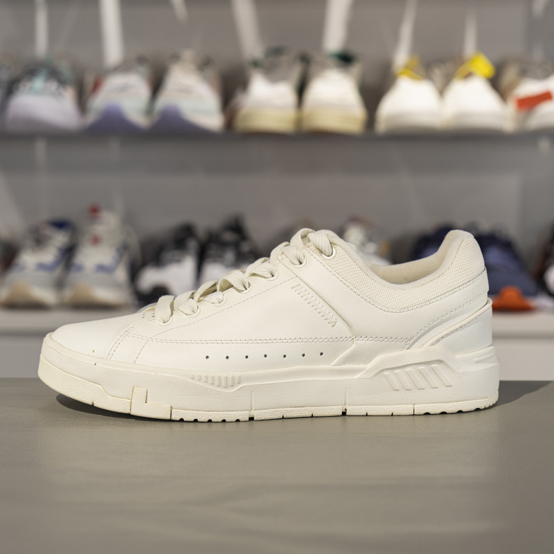 李宁车缝线系带男子低帮休闲鞋