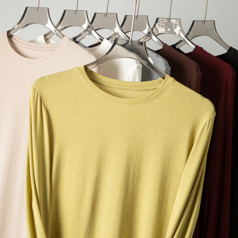 软糯丝光羊毛圆领长袖修身打底衫