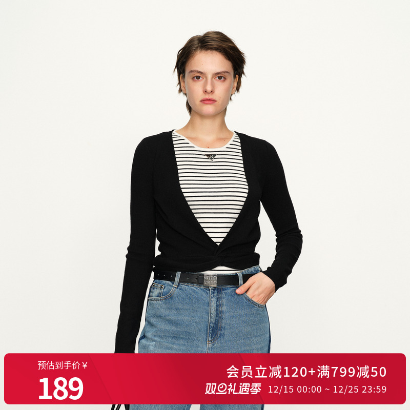 婉甸黑色假两件毛织套头衫