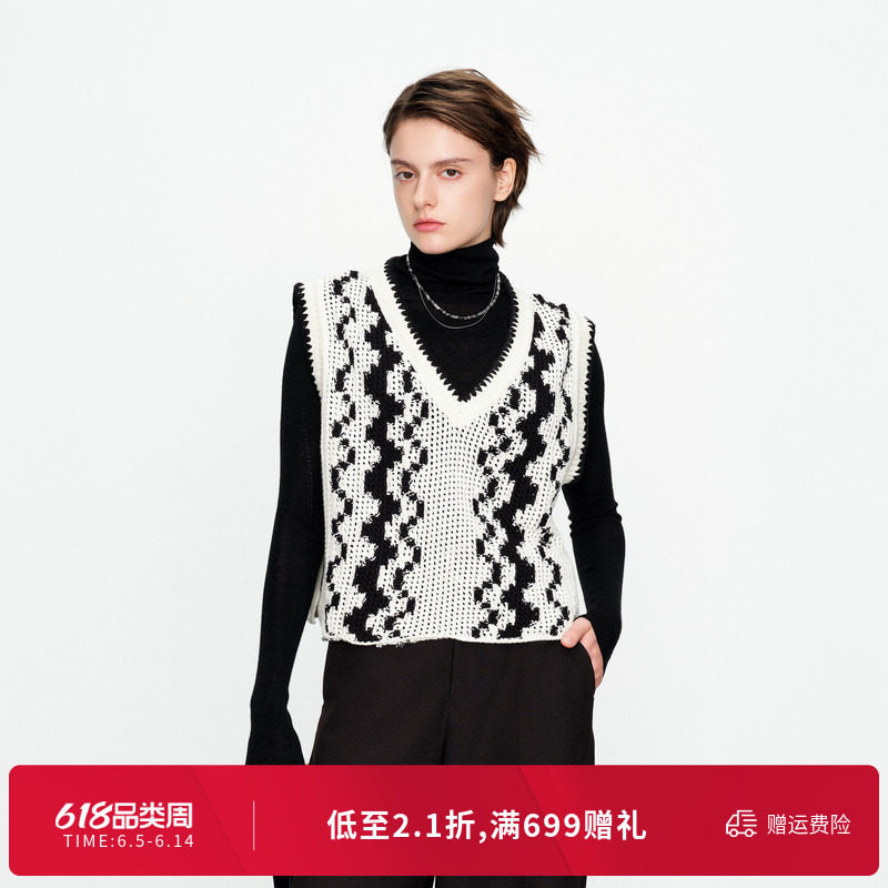 婉甸黑白色无袖毛织套头衫百搭风针织马甲1241W12DY2