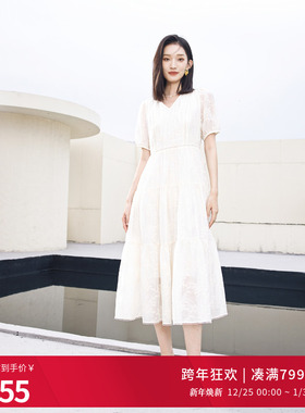 婉甸2025夏季新品米白水溶绣V领连衣裙1242N64QY5