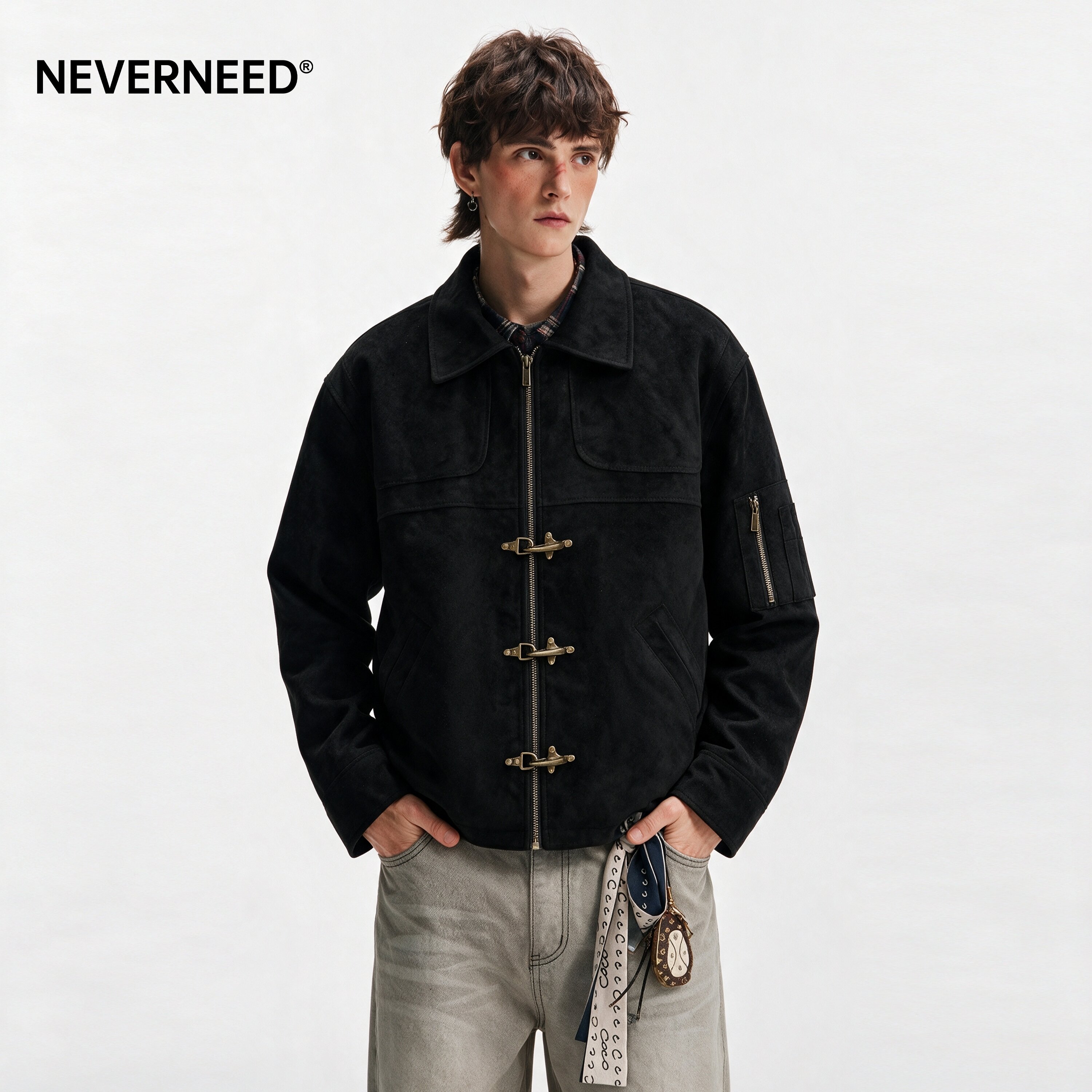 NEVERNEED黑色飞机扣短款夹克男图片