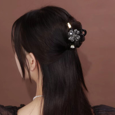 铂思亚同款四叶草抓夹发量少发夹