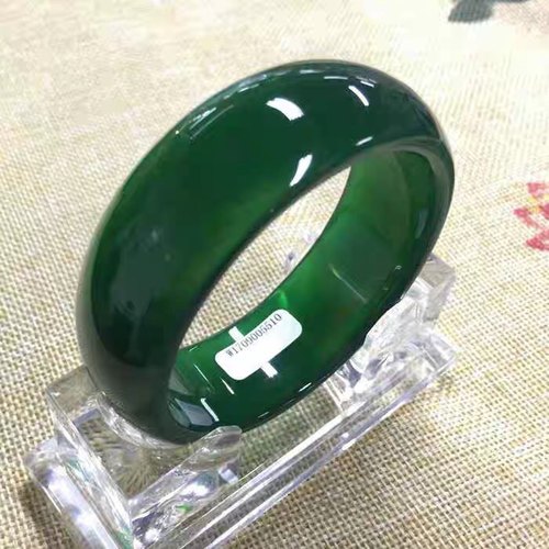 天然玉髓手镯菠菜玛瑙冰透女款
