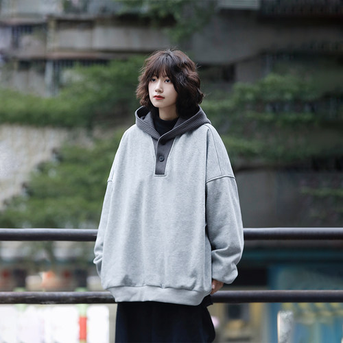 拼接阿于呆日系套头卫衣