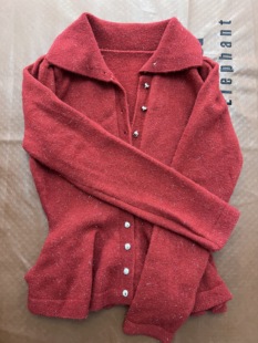 2026春款新款红色羊毛针织毛衣开衫女装上衣修身净色休闲红色针织