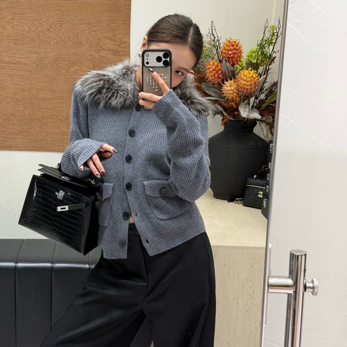 觅思·卡-冬上新小众口袋装饰排扣保暖毛衣(配可拆真狐狸毛毛领)