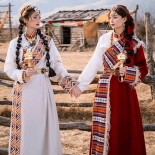 出租藏族服装女藏袍西藏旅游穿搭少数民族拍照写真中国风藏式套装