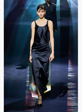 2024春夏女装新款小礼服裙深蓝色连衣裙高端醋酸丝质光滑褶背心裙