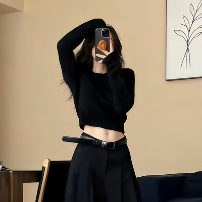 圆领长袖收腰显瘦短款毛衣