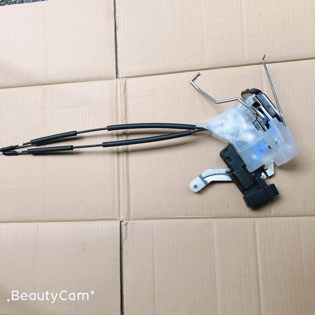 适用力帆轩朗 车门锁体闭锁器 车门锁块 中控锁 力帆汽车配件原厂
